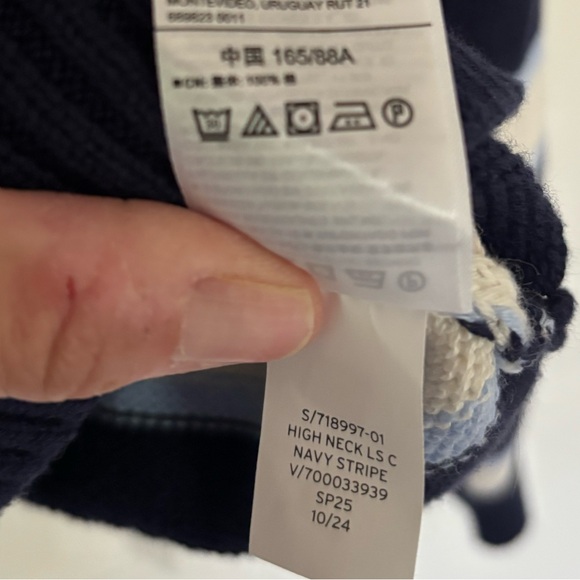 Women’s gap factory navy, white, blue stripe crewneck sweater small NWT - Picture 6 of 9